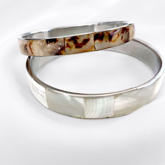 Mother of Pearl & Tortoise Shell Bangle Bracelets - Picture 4 of 5